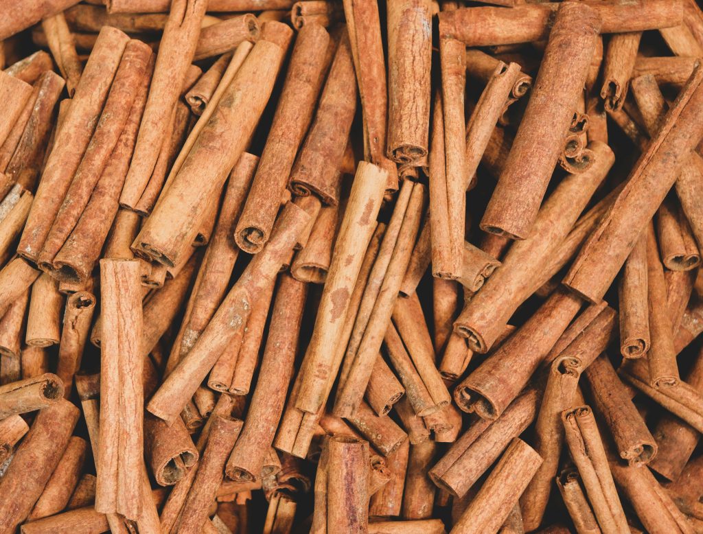 Indonesian cinnamon sticks and powder spice for export HS 0906